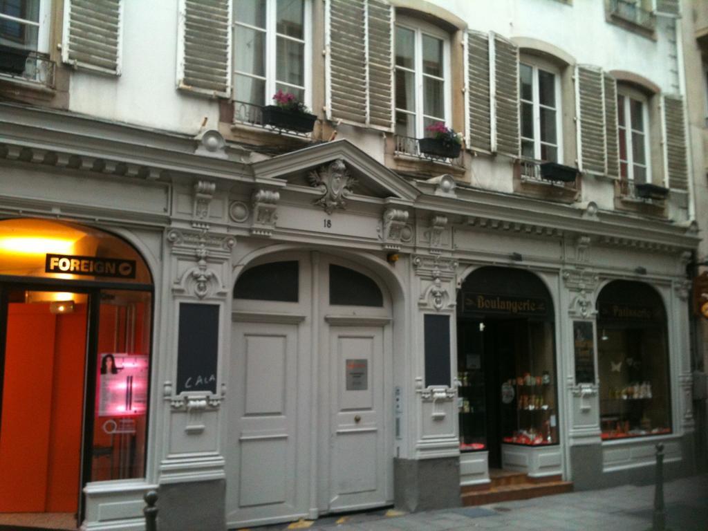 Les Serruriers - Appartement Spacieux Avec Terrasse & Parking 斯特拉斯堡 客房 照片